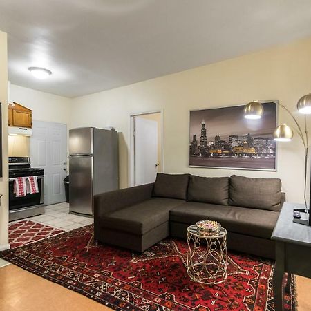 Апартаменты 1549 North Maplewood Avenue Чикаго Экстерьер фото