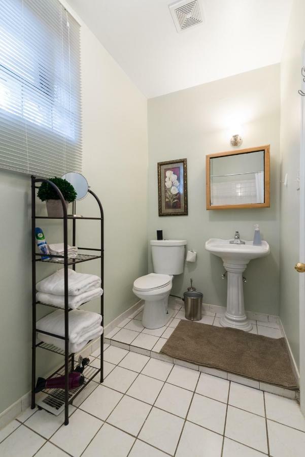 Апартаменты 1549 North Maplewood Avenue Чикаго Экстерьер фото