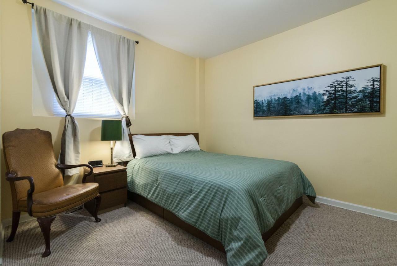 Апартаменты 1549 North Maplewood Avenue Чикаго Экстерьер фото