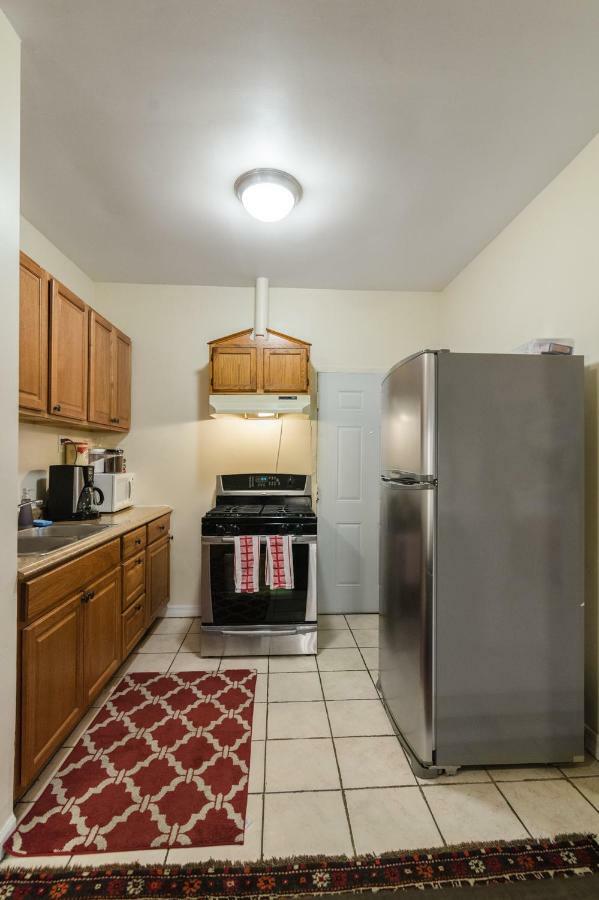Апартаменты 1549 North Maplewood Avenue Чикаго Экстерьер фото
